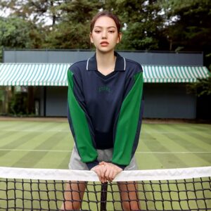 【XEXYMIX】 V字翻領拚色文字標誌短版大學TEE|共3色|XTFMT04J3